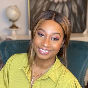 Meet your Posher, Lynn